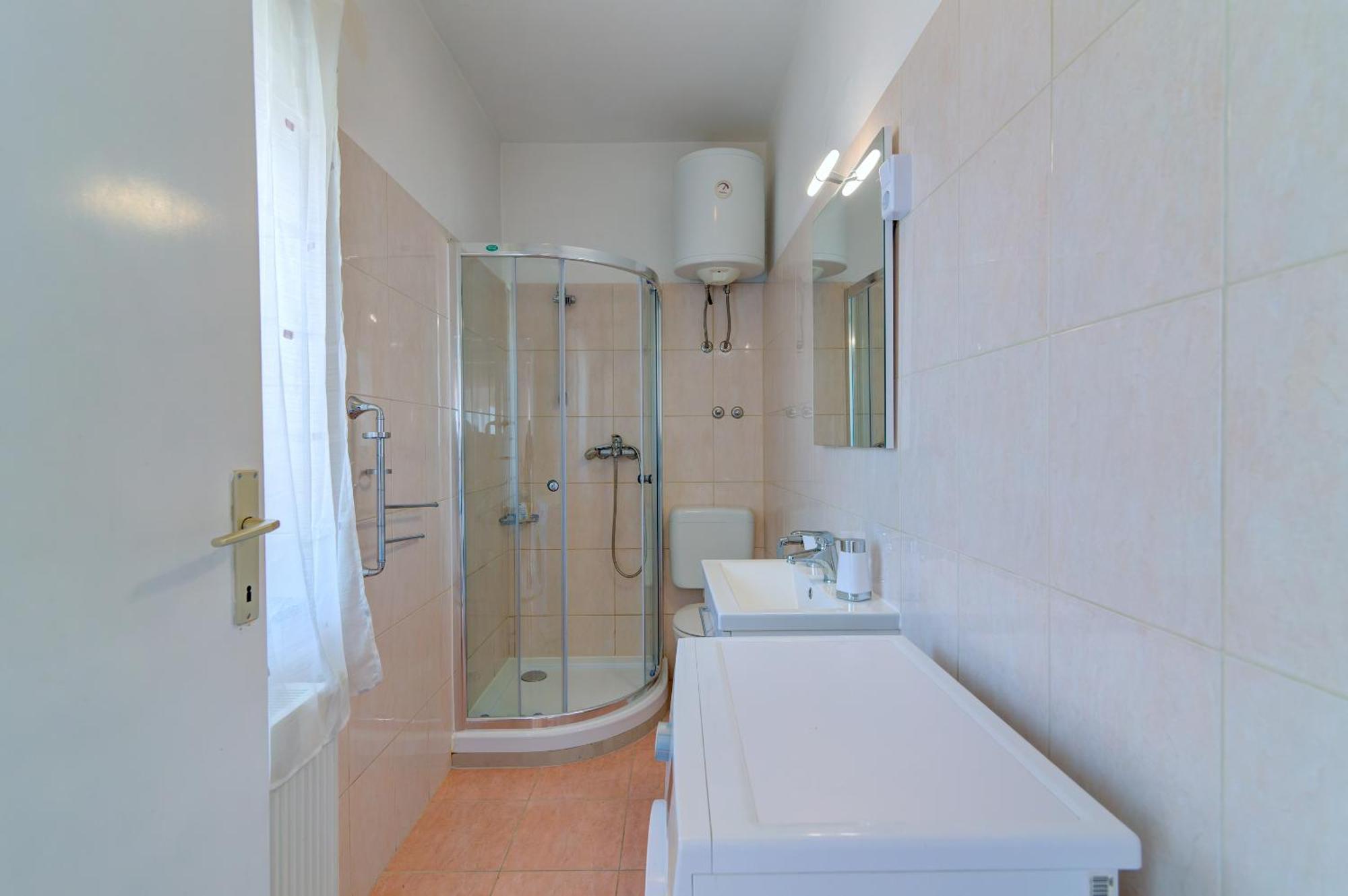 Apartmani Ana Senj  Phòng bức ảnh