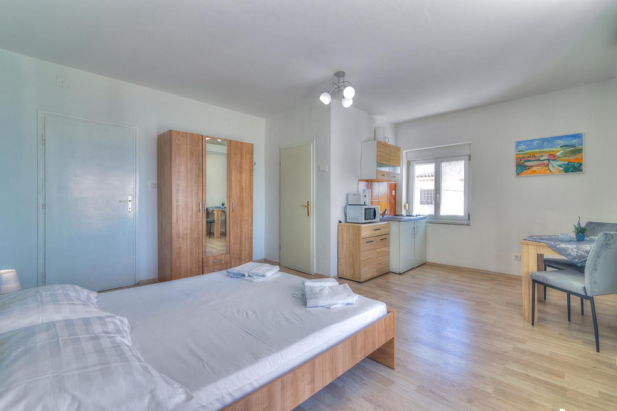 Apartmani Ana Senj  Phòng bức ảnh